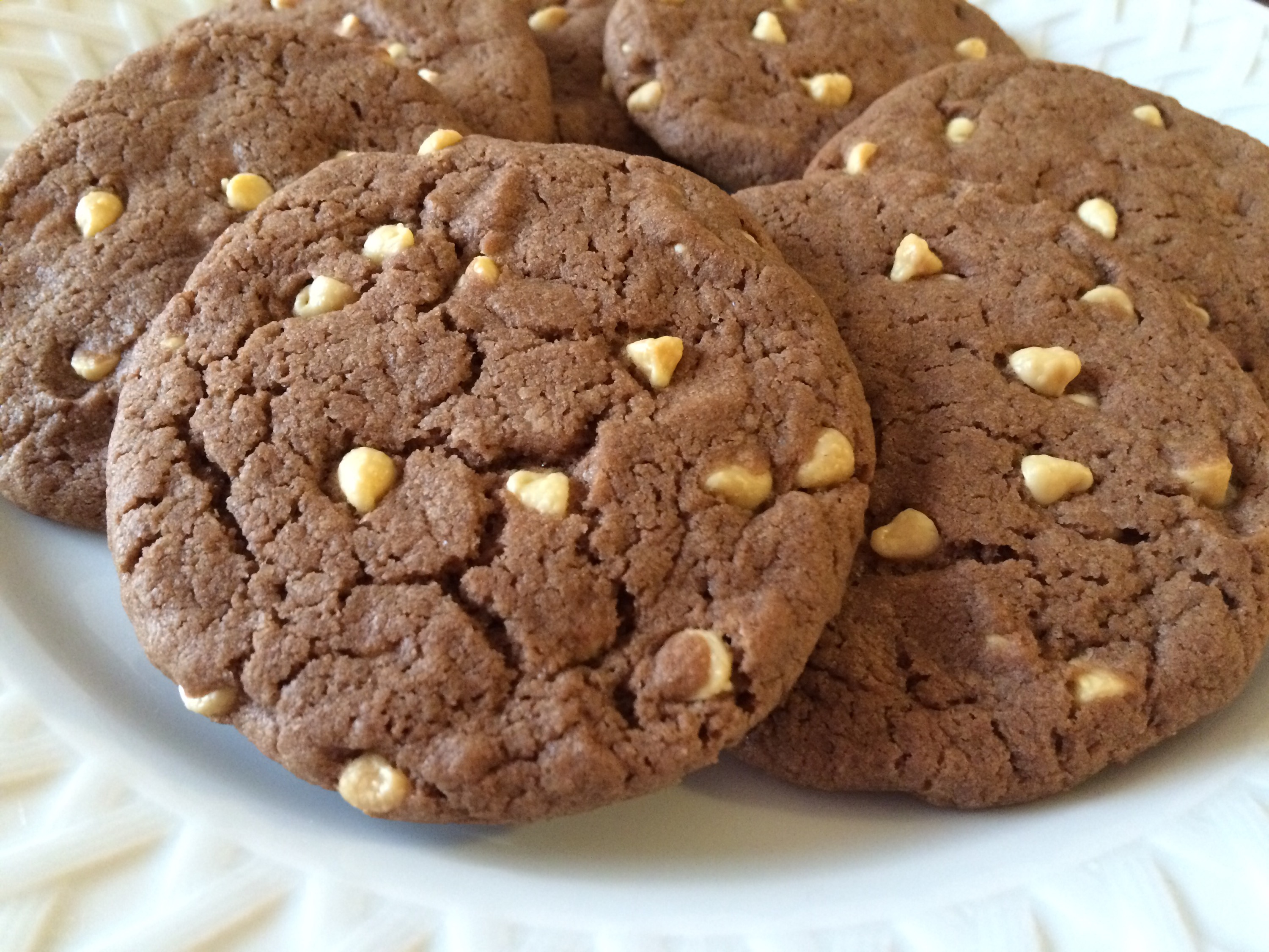 Cookies al con gocce di cioccolato bianco